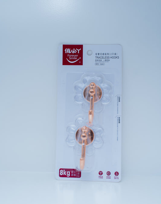Traceless Surface Hooks