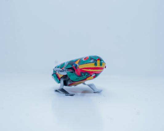 Metal Wind-up Jumping Frog Toy